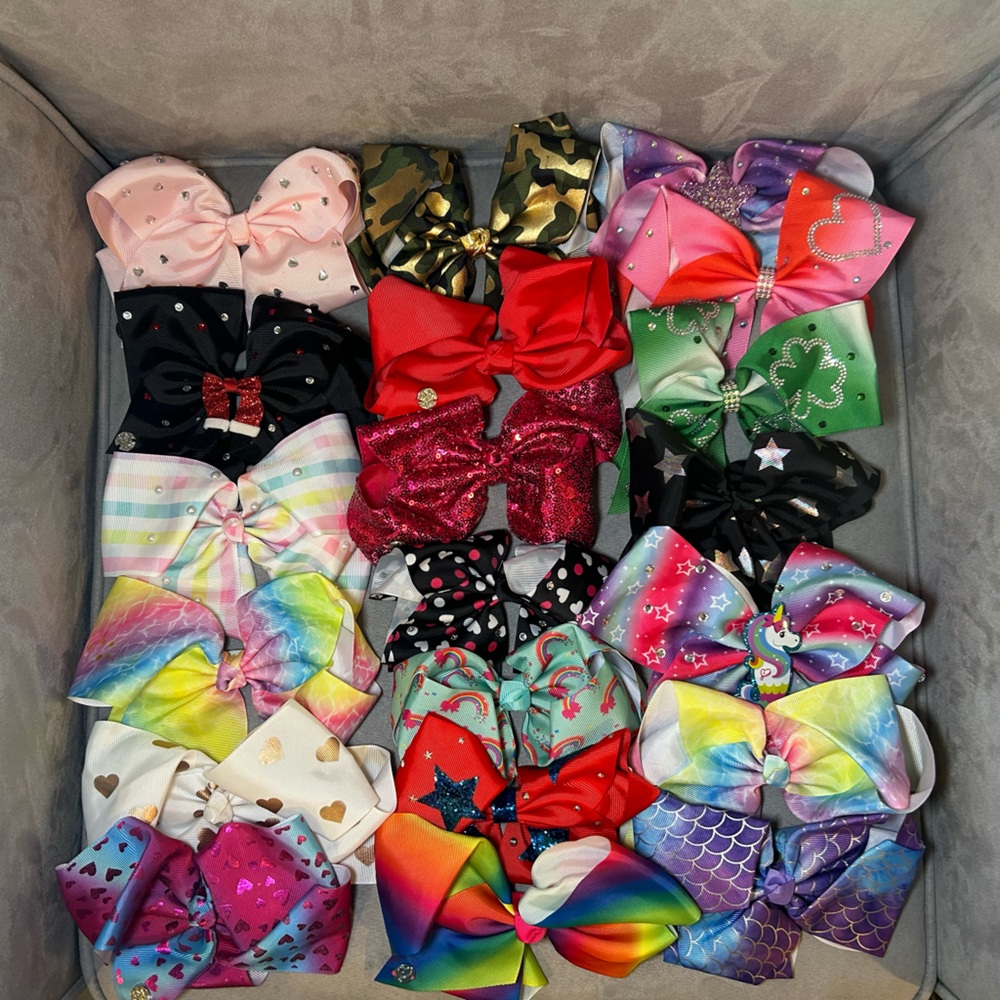 Jojo bows - lot of 20, holiday, rainbow, hearts